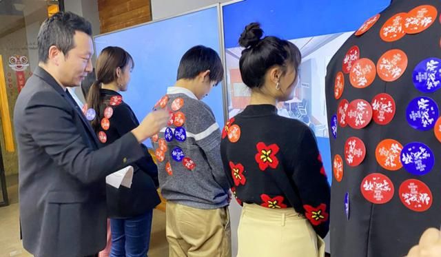 全能英语教师教授约会文化夺冠|尚德机构|老师|学员_新浪新闻