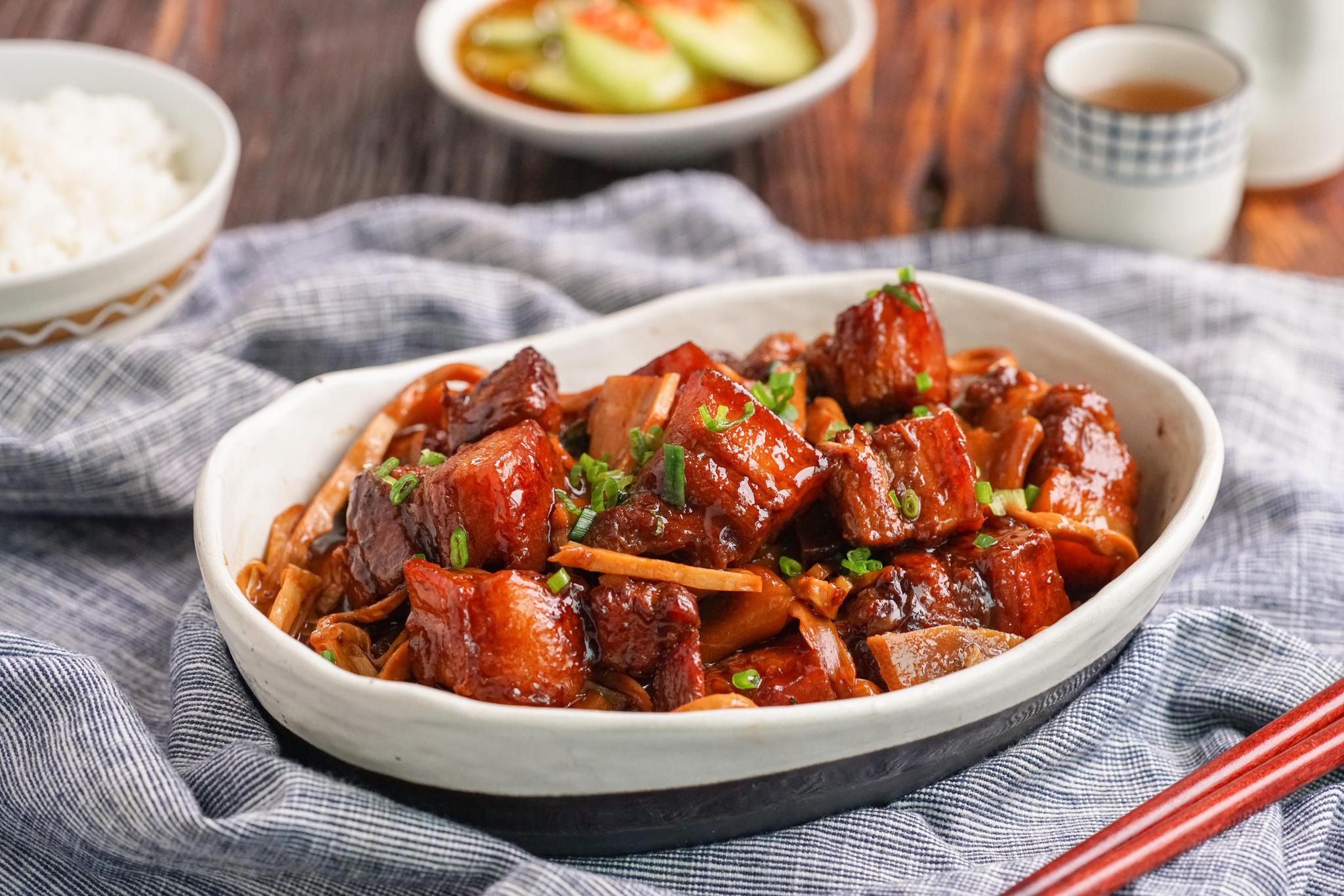 高蛋白低脂肪,和肉慢炖脆嫩鲜香,超好吃|笋干|猪肉|五花肉_新浪新闻