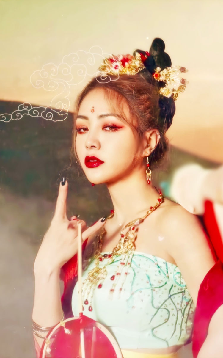 谢可寅《登场了!敦煌》飞天造型太惊艳,宛如壁画里走出来的仙女