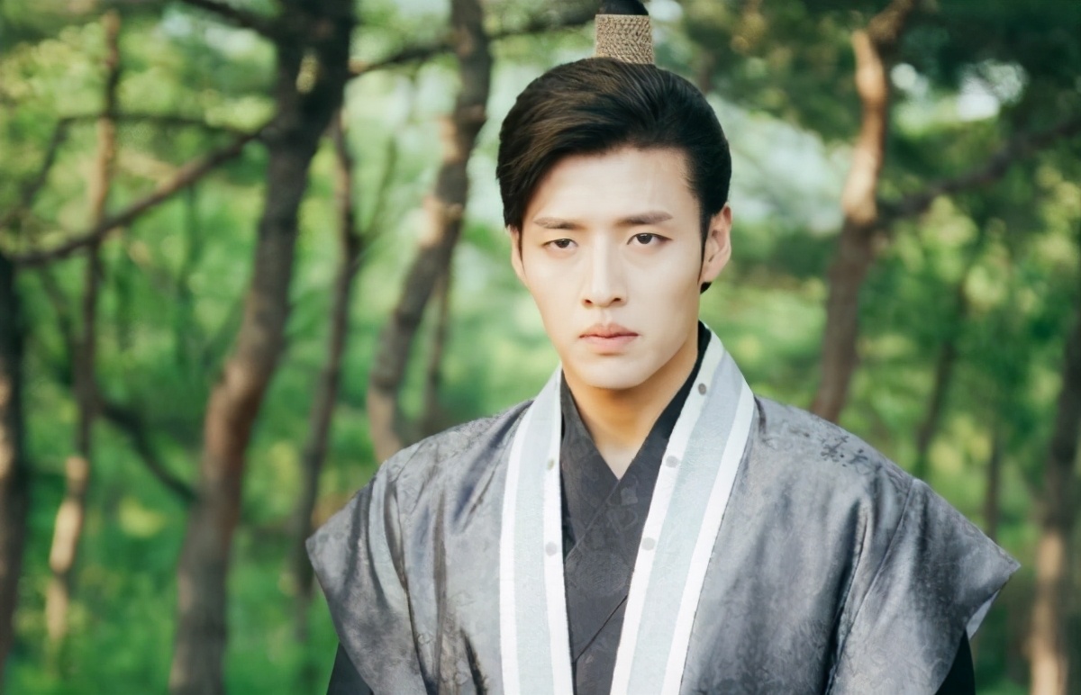 姜河那|宝藏|心动_新浪新闻