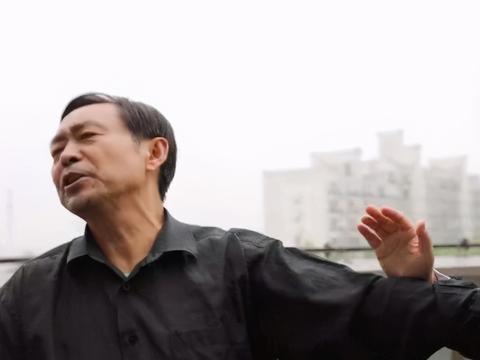 称"能单手破裸绞",被10秒间打得满面桃花开,春风不再来后,马保国趁机