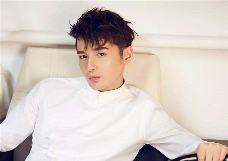 山东年轻男演员张昊唯对表演认真演技更是越发精湛