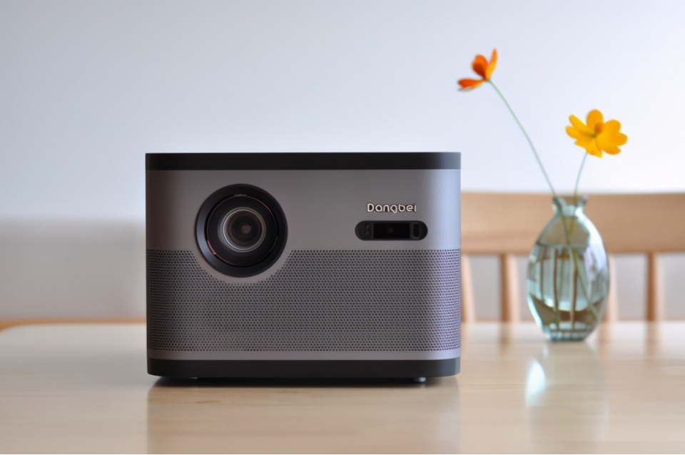 首推当贝投影f3!