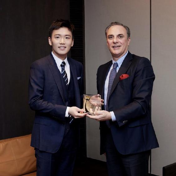 中意建交50周年 苏宁张康阳获意方授奖