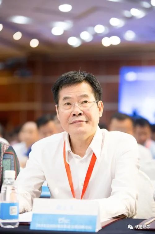 北京地铁运营公司党委书记董事长谢正光调任北京交通委党组书记