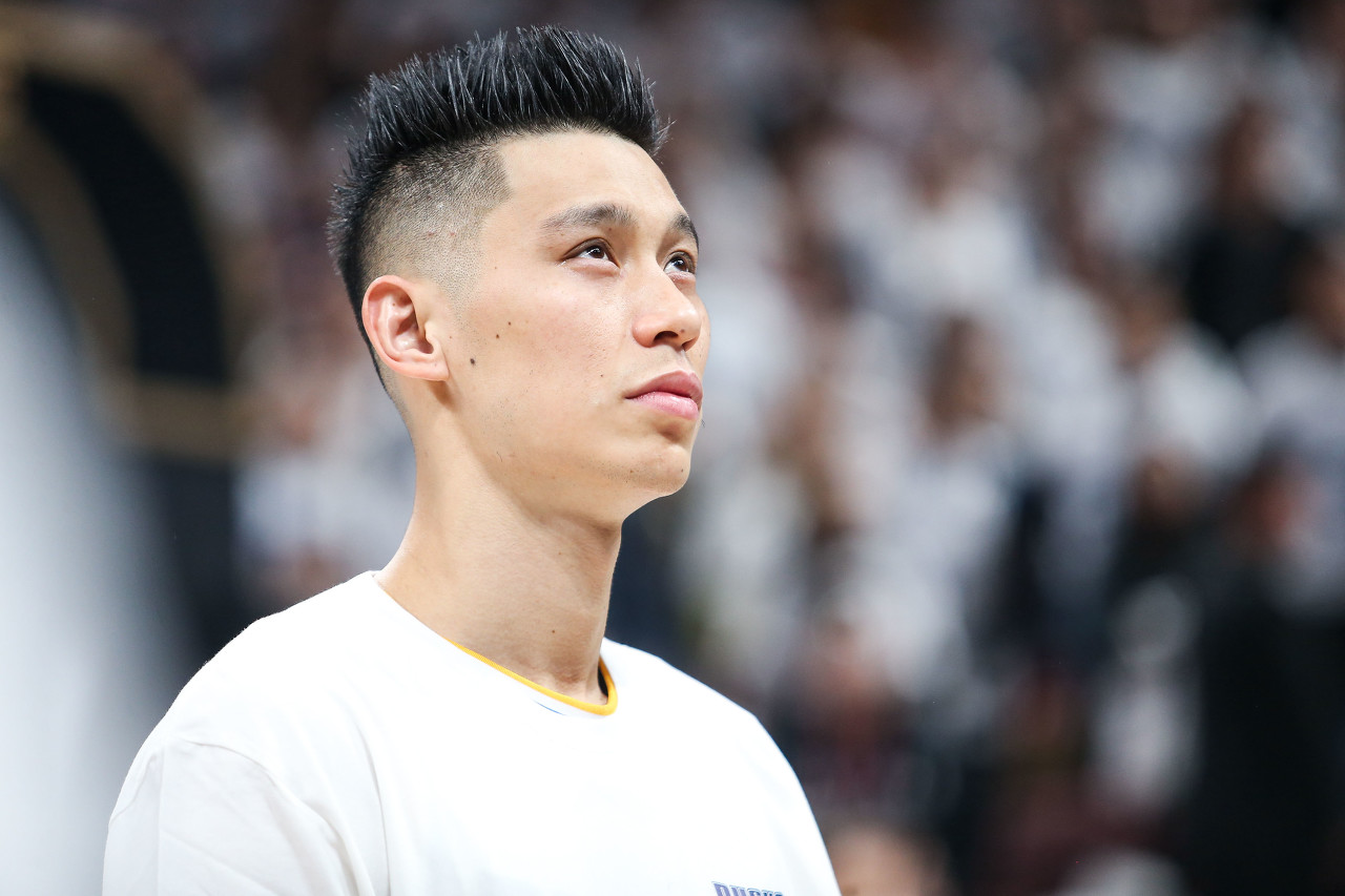 篮球记者贾磊北京正在积极追逐林书豪努力说服书豪放弃nba