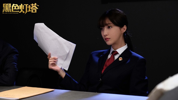 郑雅文《黑色灯塔》收官检察官"搞事业"征服观众
