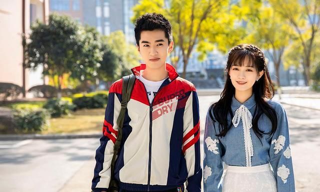 饰)与美貌和智慧并重的校花杨雨霏(张亮亮 饰)的组合,这两对儿也是让