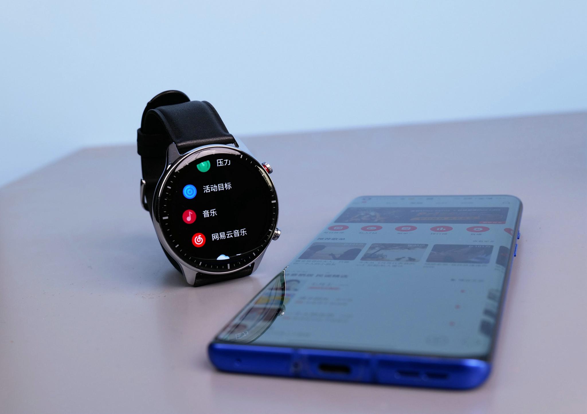 回归手表原本状态,华米GTR 2经典款轻奢商务体验!