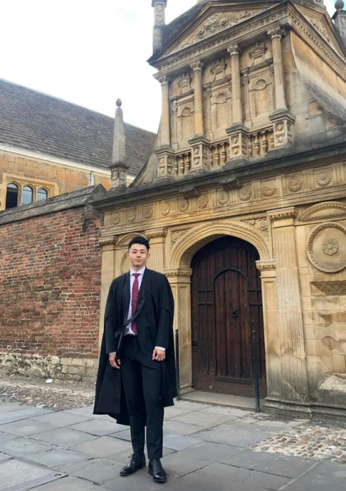 金晨约会陈一鸣画风突变男嘉宾究竟什么来头