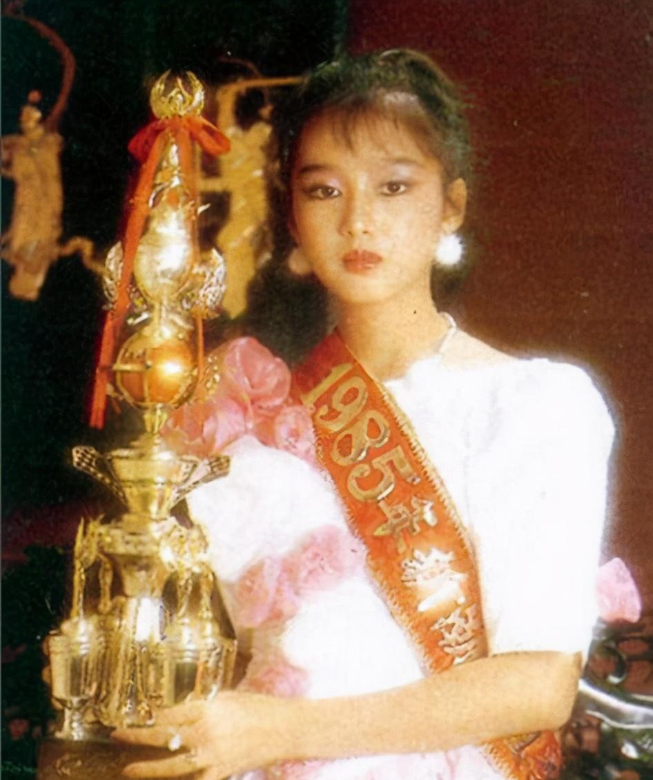 朱丽倩见证一个迷妹从痴恋到坚守的爱情之路