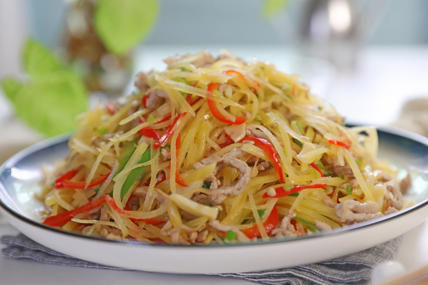 土豆丝炒肉注意这三点口感脆爽开胃下饭上桌一会就光盘