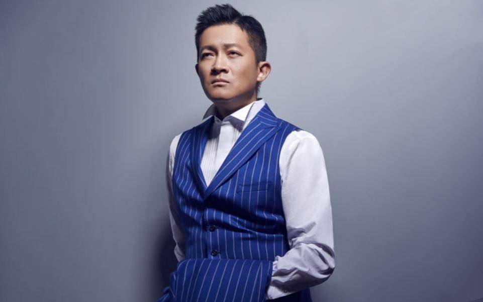 杨志刚的"靠哥人生":大哥救他命,二哥带他玩,三哥捧红他