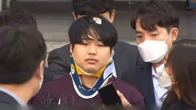 胁迫数十名女性拍摄不雅视频 他获刑40年 N号房 新浪新闻 胁迫数十名女性拍摄不雅视频 他获刑40年 N号房 新浪新闻