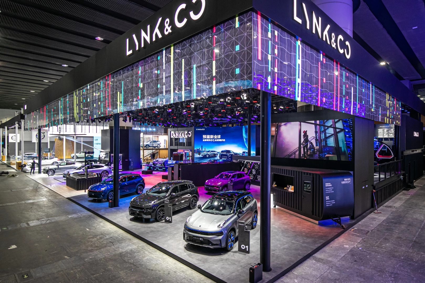 领克:2000双袜子背后的品牌力量