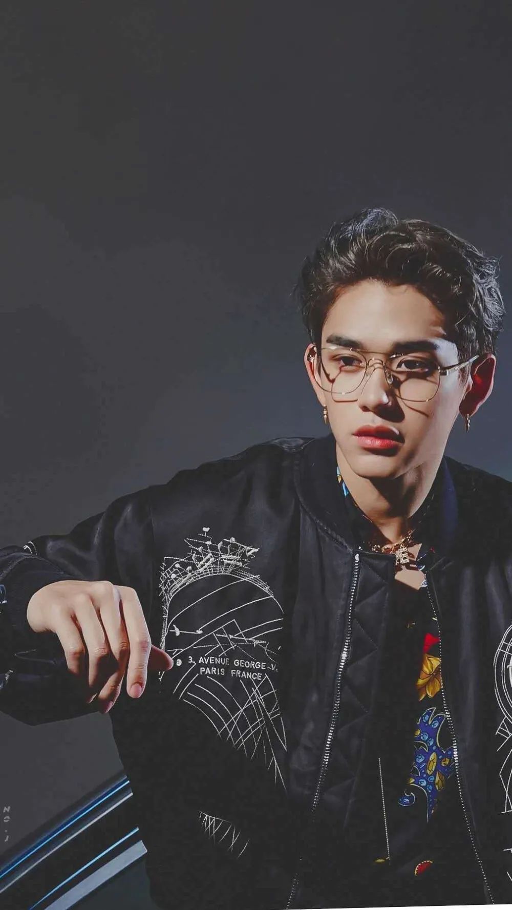 今日份壁纸 | lucas黄旭熙 (11.26)