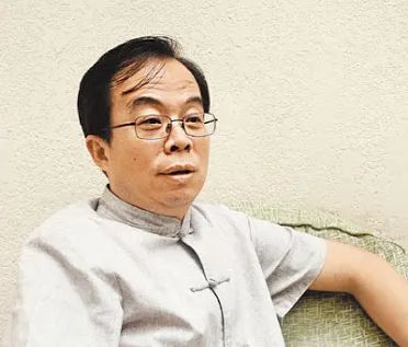 中国社会科学院研究员、前欧洲研究所所长黄平