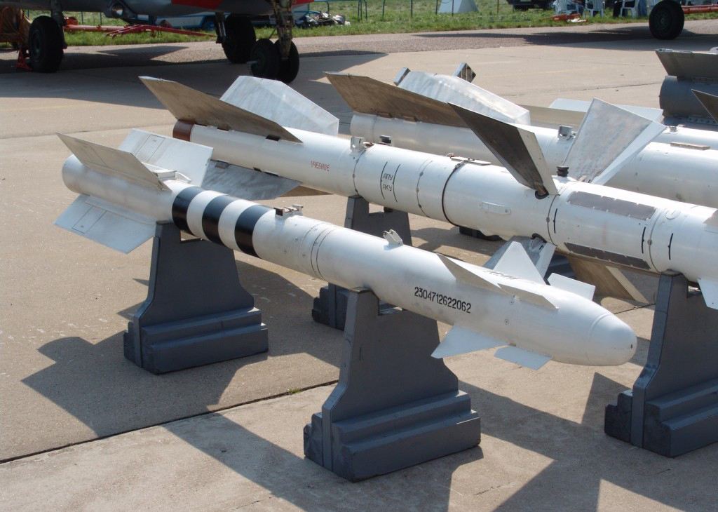 全球最快五款空空导弹,俄罗斯占据三席,最高速度可以达到6马赫