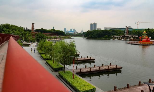 被评为亚洲第一园佛山这个巨无霸公园也太炫酷了吧超美的