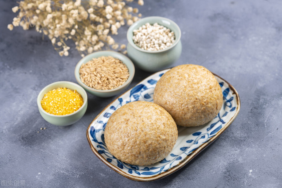 怎样做杂粮馒头?天冷发面有讲究,教你好吃的做法,暄软香浓