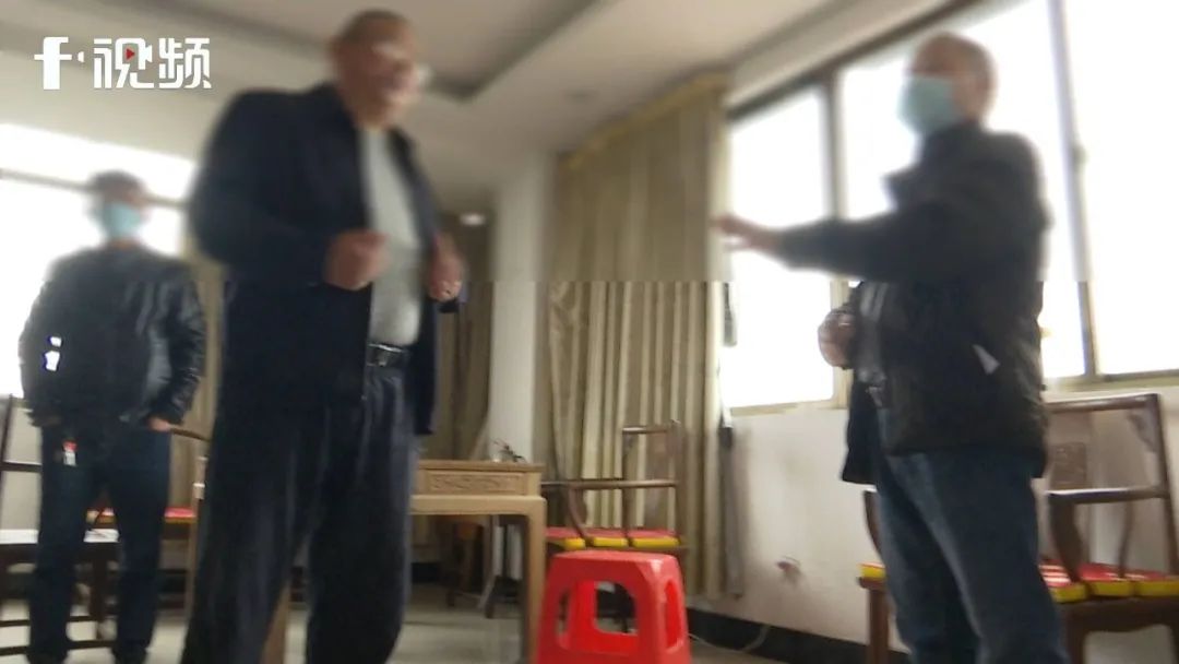 女子手术做到一半，仪器坏了！医院院长回应让家属气炸休闲区蓝鸢梦想 - Www.slyday.coM