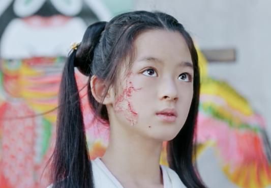 杨幂又捧红一人,在《狼殿下》爆红后被于正盯上,有小赵丽颖之称