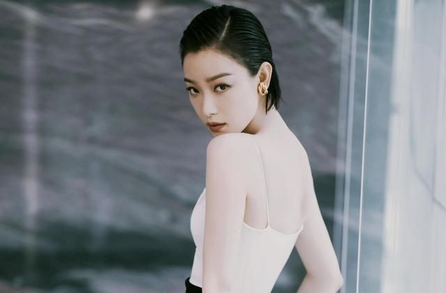 她继续靠造型营销,最差谋女郎就坐稳了|谋女郎|倪妮|造型_新浪新闻