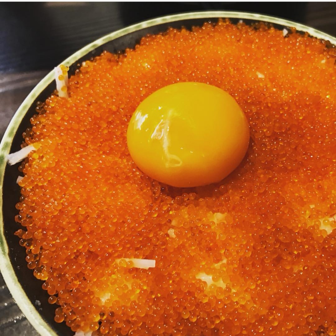 日本料理中的"蟹籽",其实全是"人工造假",却意外