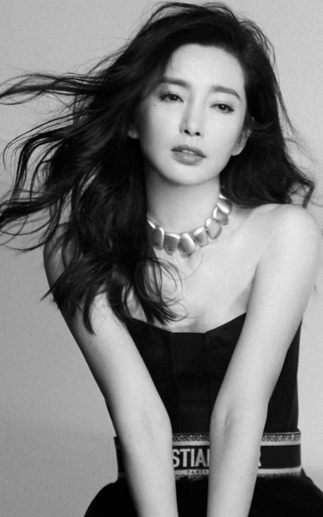演员李冰冰兰质蕙心明眸皓齿来看女神的照片