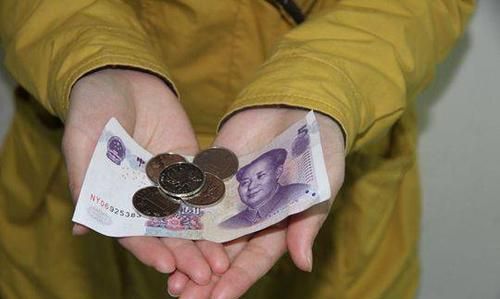 初中生如何用50元开启理财第一课：零花钱使用全指南