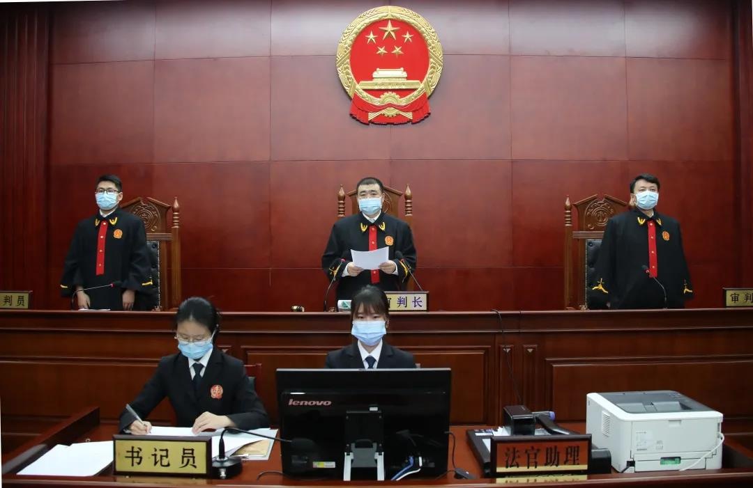 7人获刑主犯死缓北京二中院对何波为首的恶势力犯罪集团案一审判决