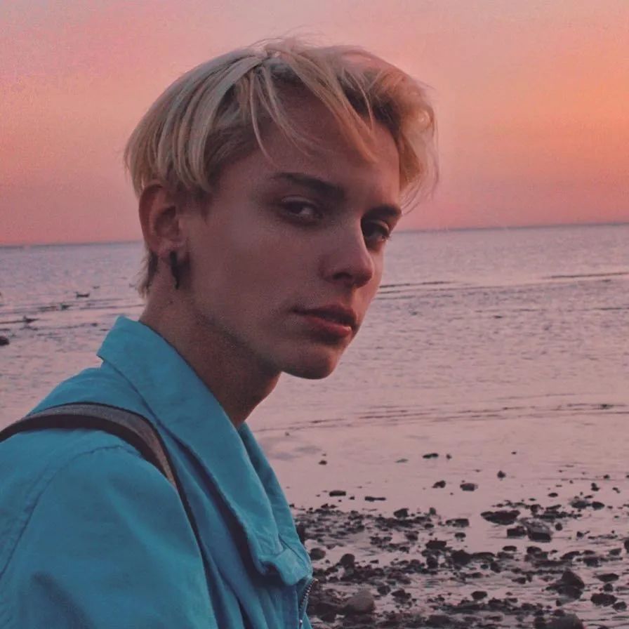 欧美小哥哥男生头像