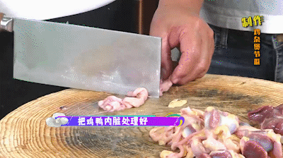 美食什么菜色竟然抢了小俨心中的最爱的位置