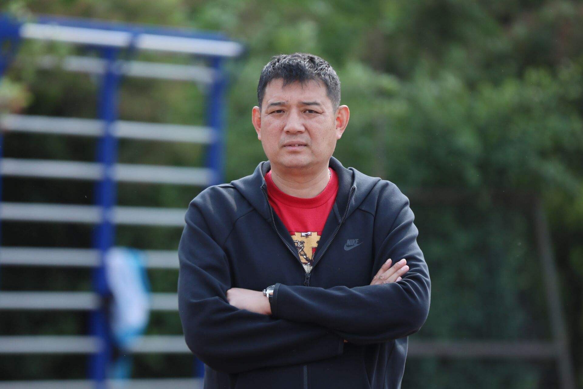 郭旭其实年龄也不小了,今年25岁,和赵继伟,丛明晨是同一批球员,说起来