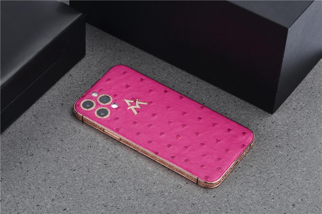 127颗钻石打造的玫瑰金iphone12得多少钱说出价格让我死心