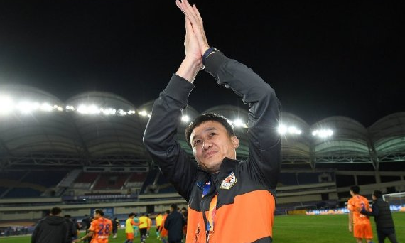 足协杯争冠大热门,上港亚冠资格又悬了|亚冠|鲁能|蒿俊闵_新浪新闻