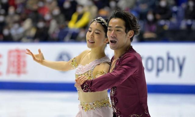 花样滑冰大奖赛日本站冰舞自由舞高桥大辅组合同步捻转步失误第3