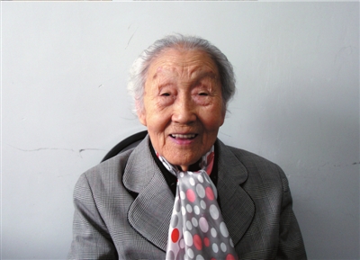 乌兰夫长女云曙碧逝世,遗体告别仪式今日举行