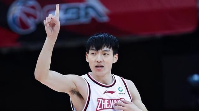 除了两队激烈的对抗外,浙江男篮吴前的表现同样令球迷欣喜