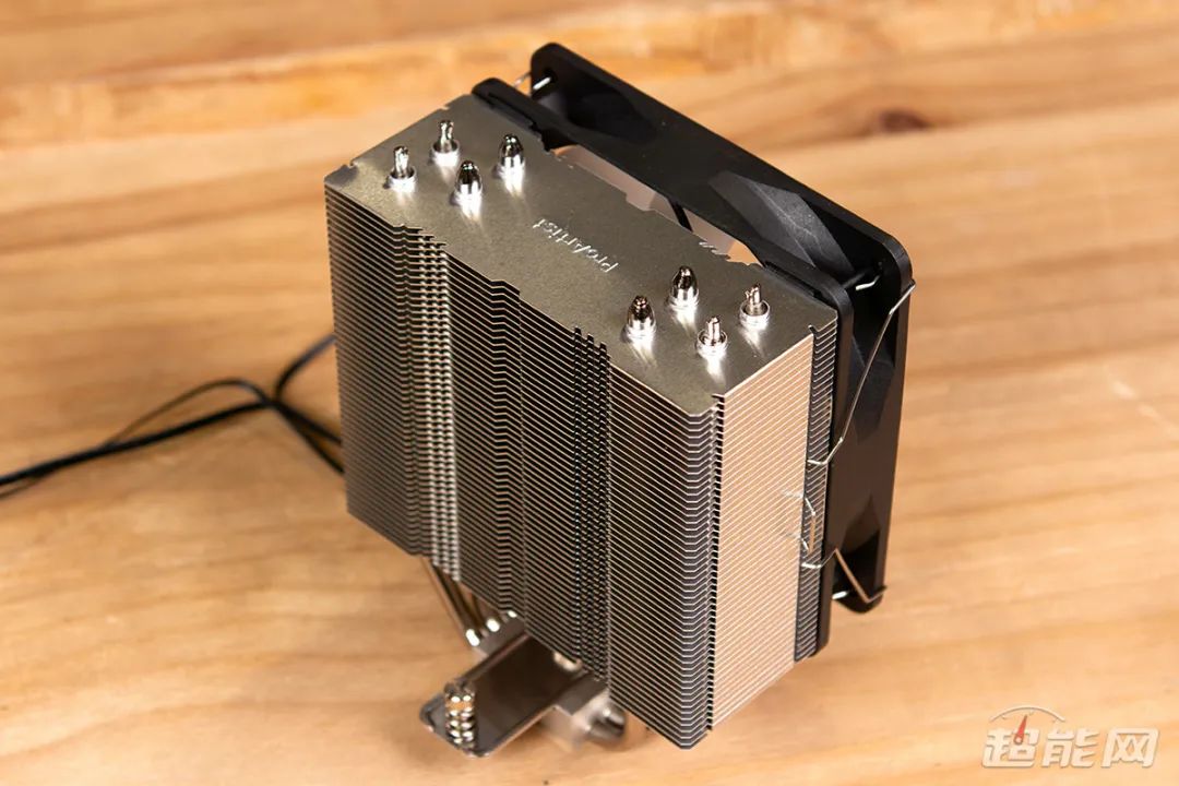 雅浚basic3b3首发图赏699元的四热管入门级风冷散热器