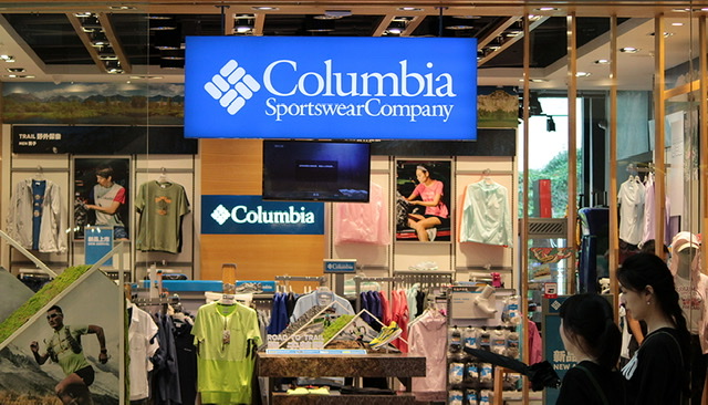 户外品牌columbia经历失望一季:直营业务受挫,永久关闭部分门店止损|