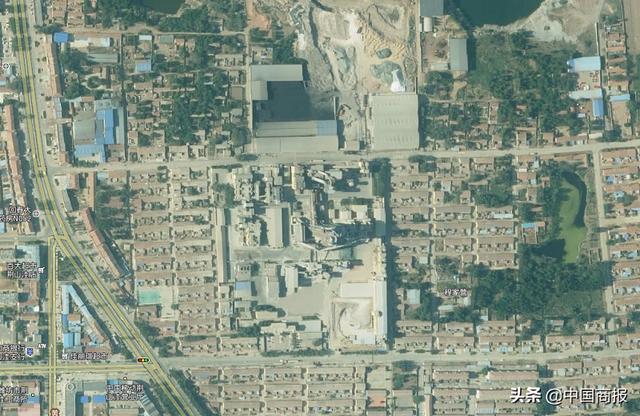 山东潍坊一水泥厂粉尘漫天 企业：合法生产休闲区蓝鸢梦想 - Www.slyday.coM