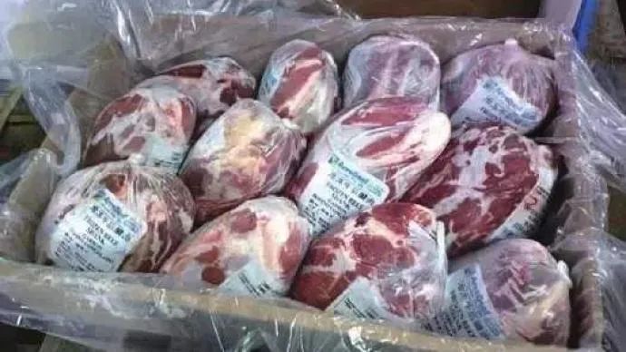 c的条件下放置21天后,添加到鸡肉,三文鱼,猪肉里新冠病毒仍有传染性
