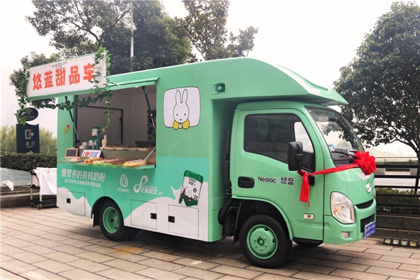 品牌与用户体验双升级 悠蓝跨界上汽轻卡打造美味"甜品车"