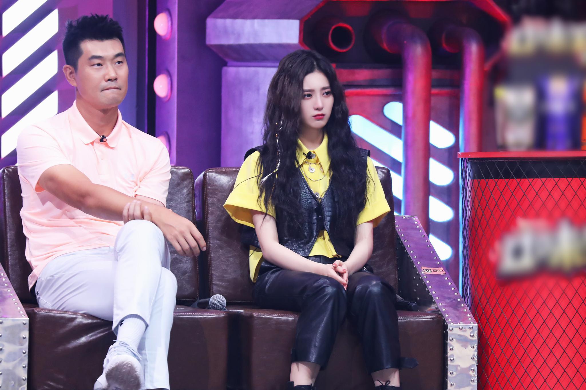 徐艺洋灌篮3战队爆冷淘汰 暖心领队因不舍队员流泪