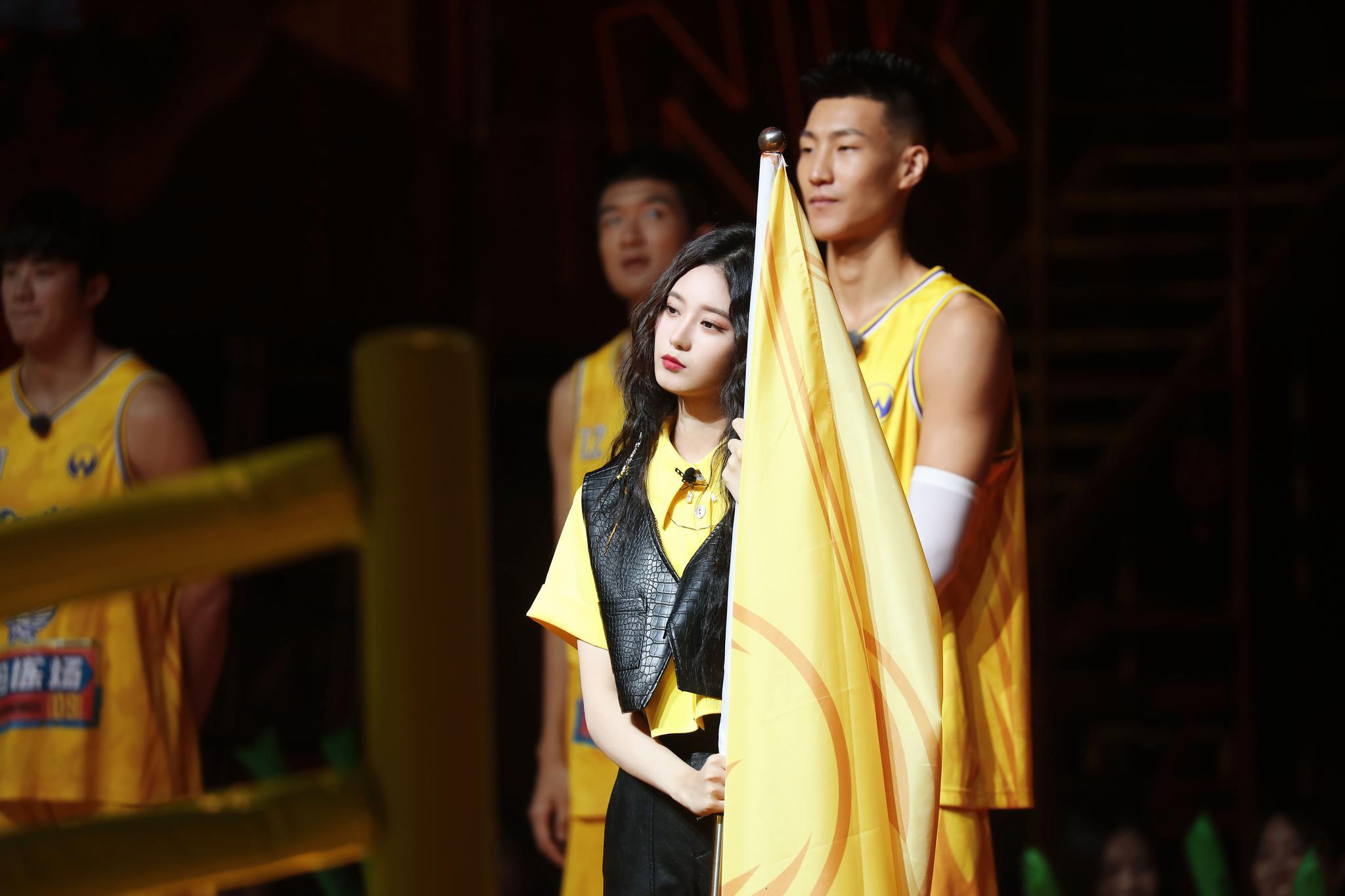 徐艺洋灌篮3战队爆冷淘汰 暖心领队因不舍队员流泪