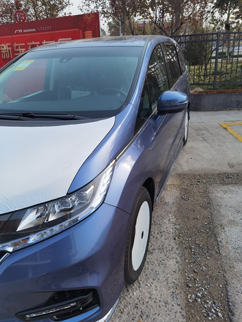 2021款奥德赛已到店,威尼斯蓝涂装质感不俗,22.98万起