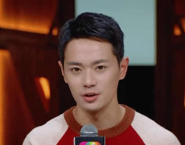 曹俊32岁不再低调,仅凭一张肌肉照火上热搜,网友:这才是男神啊