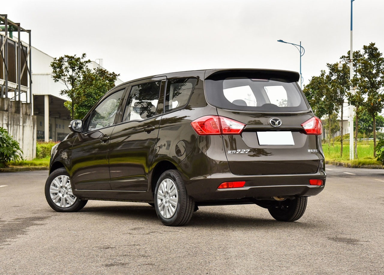 不到4万就能买到的7座mpv:潍柴英致727,你敢买吗?-新浪汽车