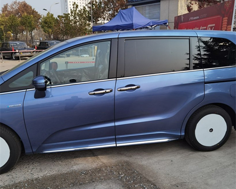 2021款奥德赛已到店,威尼斯蓝涂装质感不俗,22.98万起